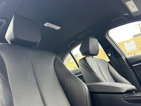 Used 2018 BMW 330i xDrive Sedan AWD/4WD image 16