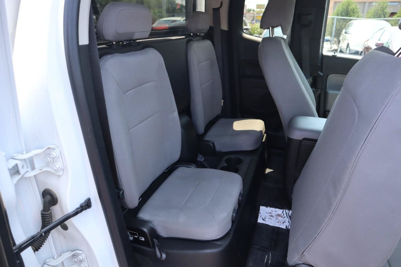 Used 2016 GMC Canyon W/T w/ Convenience Package RWD image 10