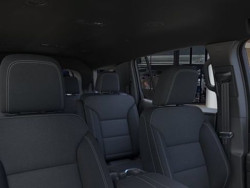 New 2027 Chevrolet Traverse LT w/ Driver Confidence Package FWD image 24