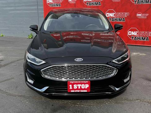 Used 2019 Ford Fusion Titanium FWD image 2