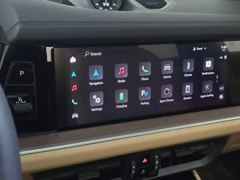 Certified 2025 Porsche Cayenne E-Hybrid Coupe AWD/4WD image 15