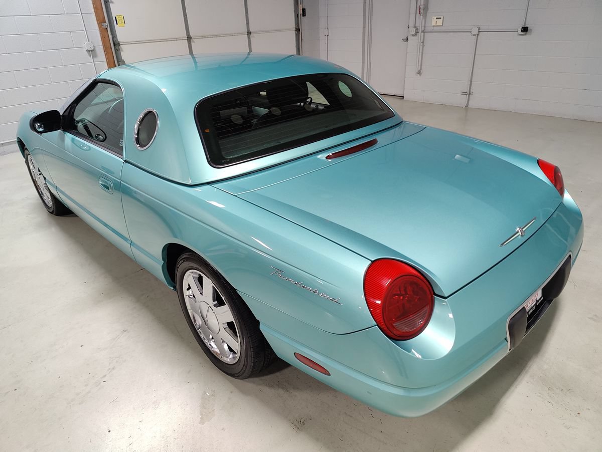 Used 2002 Ford Thunderbird RWD image 19