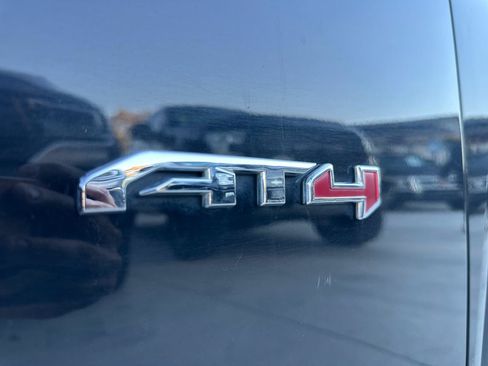 Used 2020 GMC Acadia AT4 w/ Driver Alert Package II AWD/4WD image 18