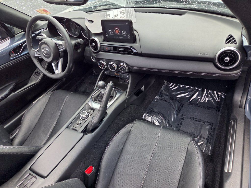 Certified 2021 MAZDA MX-5 Miata RF Grand Touring RWD image 17