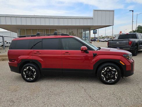 Used 2025 Hyundai Santa Fe SEL image 9