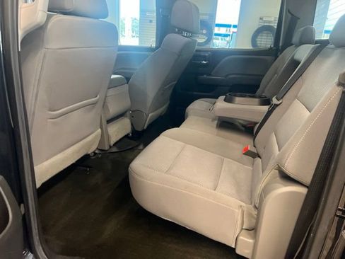 Used 2018 Chevrolet Silverado 1500 Custom w/ Custom Value Package AWD/4WD image 23