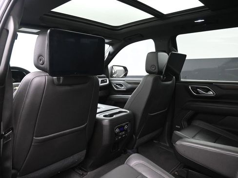 Used 2021 Chevrolet Suburban LT w/ Rear Media and Nav Package image 26