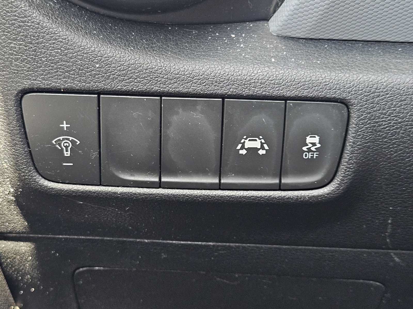 Used 2020 Hyundai Kona SE FWD image 20