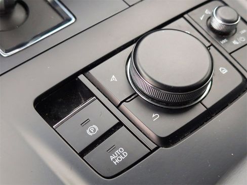 Used 2024 MAZDA CX-90 3.3 Turbo w/ Select Package image 17