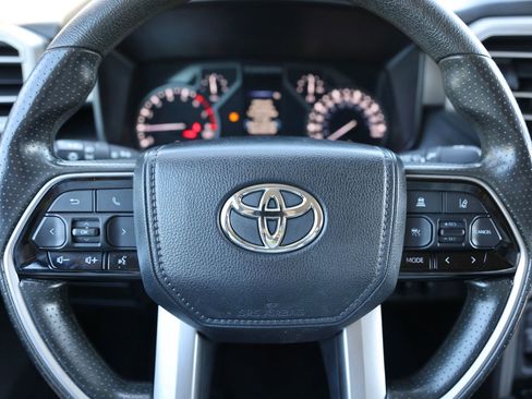 Used 2022 Toyota Tundra SR5 AWD/4WD image 33