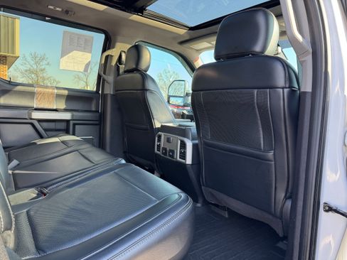 Used 2019 Ford F350 Lariat w/ Lariat Ultimate Package image 15
