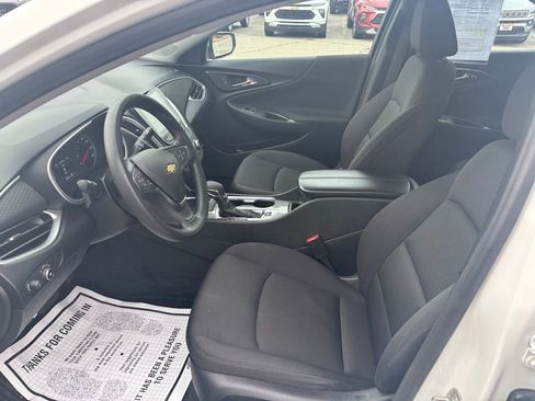 Used 2024 Chevrolet Malibu LT FWD image 12