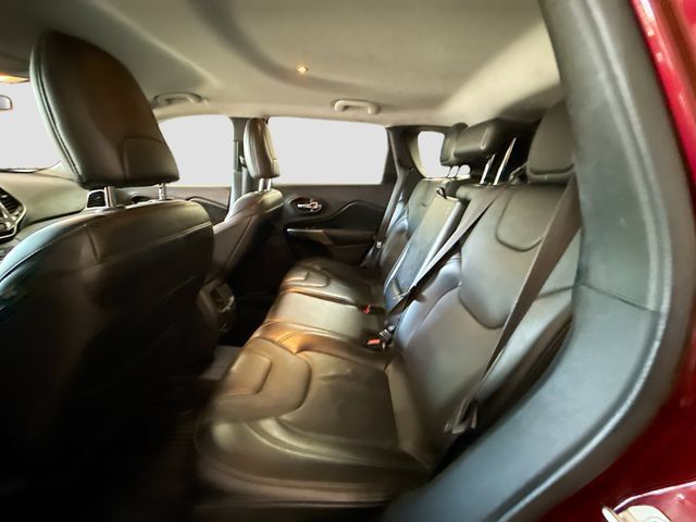 Used 2020 Jeep Cherokee Limited AWD/4WD image 24