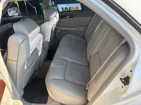 Used 1999 Cadillac Seville SLS w/ Convenience Pkg image 12