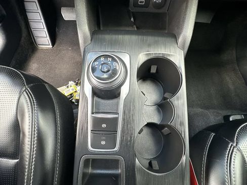 Used 2024 Ford Escape Platinum AWD/4WD image 32