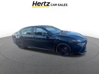 Used 2025 Toyota Camry SE video 1