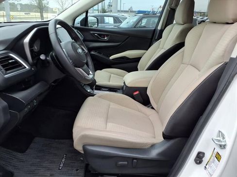 Certified 2023 Subaru Ascent Premium w/ Convenience Package image 6