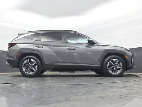 Used 2025 Hyundai Tucson SEL FWD image 31