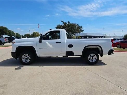 Used 2024 Chevrolet Silverado 2500 W/T w/ WT Convenience Package image 5
