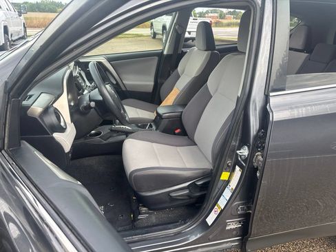 Used 2014 Toyota RAV4 XLE AWD/4WD image 21