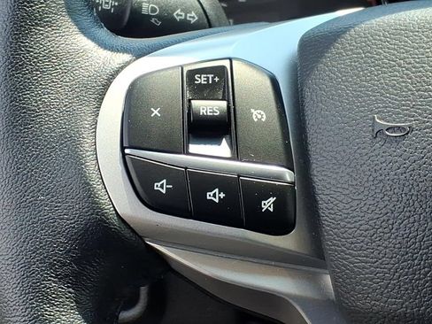 Used 2023 Ford Explorer XLT w/ Equipment Group 202A AWD/4WD image 12