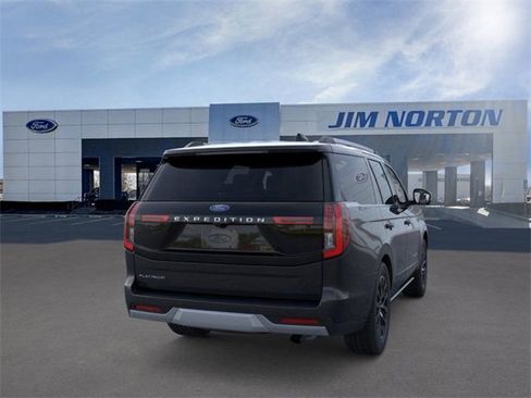 New 2025 Ford Expedition Platinum image 8