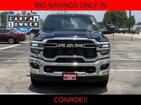 Used 2026 RAM 2500 Tradesman AWD/4WD image 2