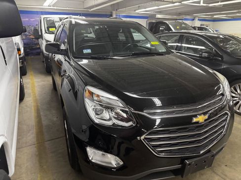 Used 2017 Chevrolet Equinox LT w/ Convenience Package AWD/4WD image 1