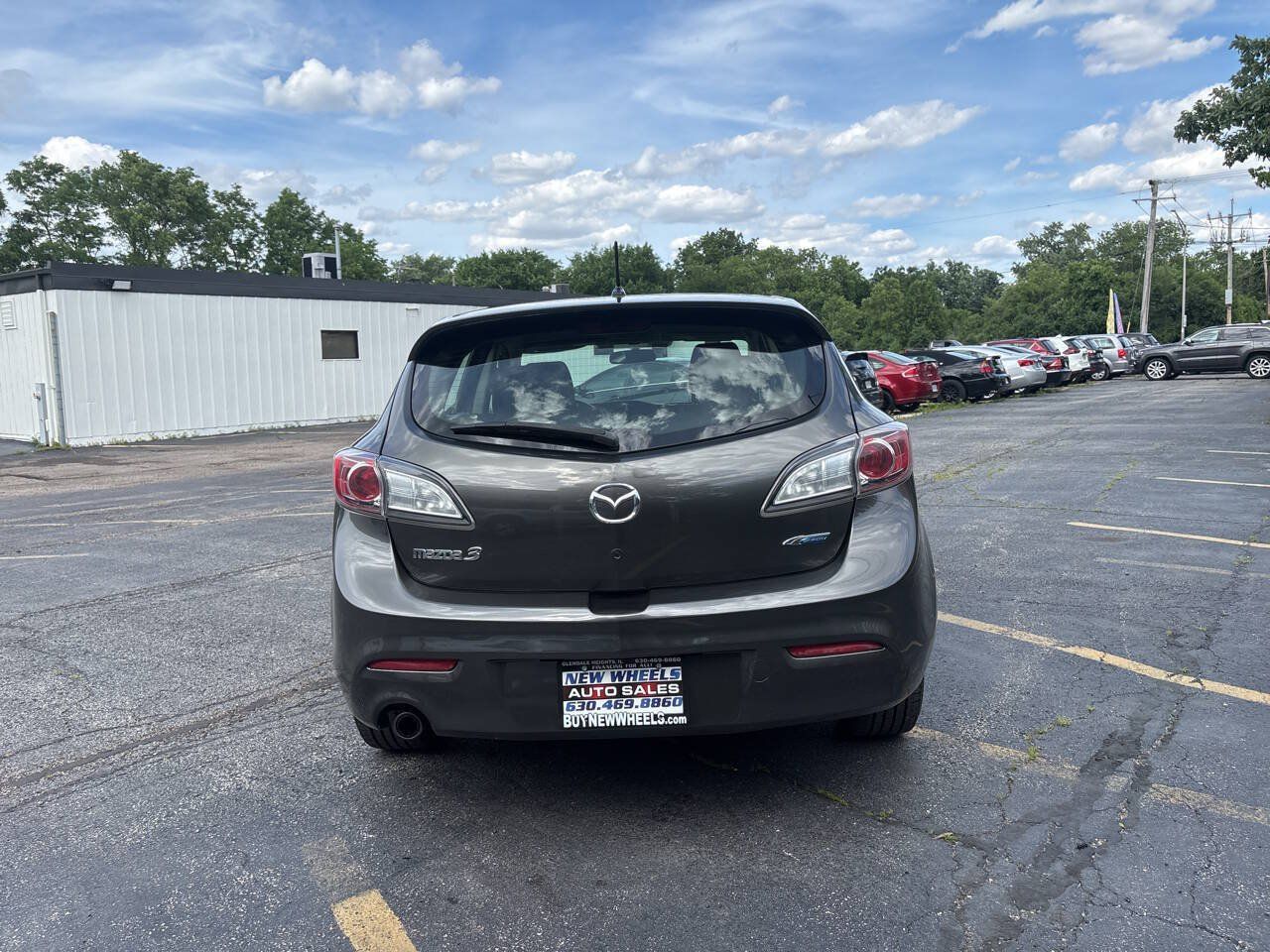 Used 2012 MAZDA MAZDA3 i Touring FWD image 4