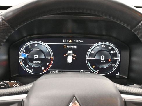 Used 2023 Mitsubishi Outlander SEL image 18