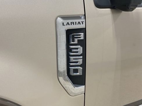Used 2017 Ford F350 Lariat w/ Lariat Ultimate Package image 27