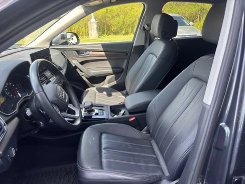Used 2024 Audi Q5 2.0T Premium AWD/4WD image 22
