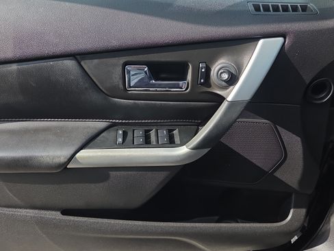 Used 2013 Ford Edge Limited AWD/4WD image 33