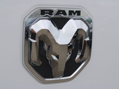 Used 2023 RAM 1500 Big Horn RWD image 7