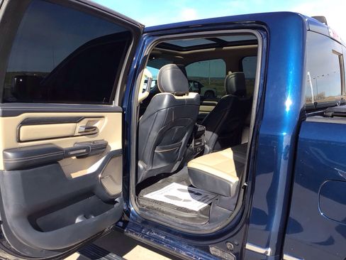 Used 2019 RAM 1500 Limited AWD/4WD image 12