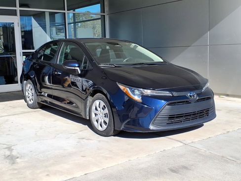 Used 2024 Toyota Corolla LE image 1