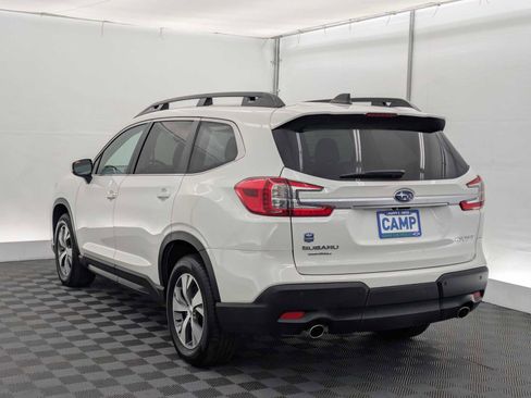 Used 2024 Subaru Ascent Premium w/ Convenience Package image 4