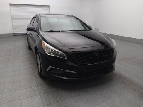 Used 2017 Hyundai Sonata SE FWD image 14