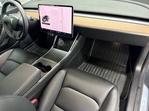 Used 2018 Tesla Model 3 Long Range image 16