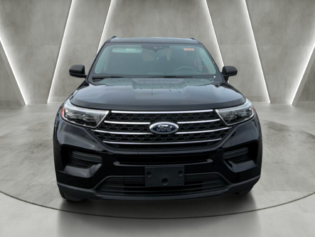 Used 2023 Ford Explorer XLT AWD/4WD image 8