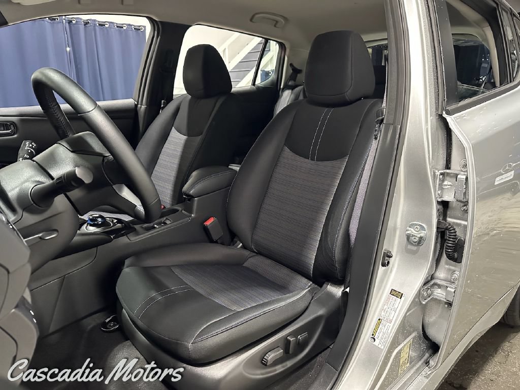 Used 2023 Nissan Leaf SV Plus FWD image 10