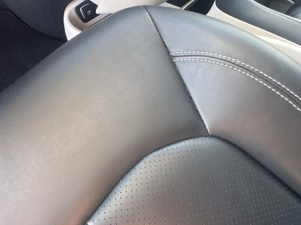 Used 2024 Chrysler Pacifica Touring-L FWD image 28