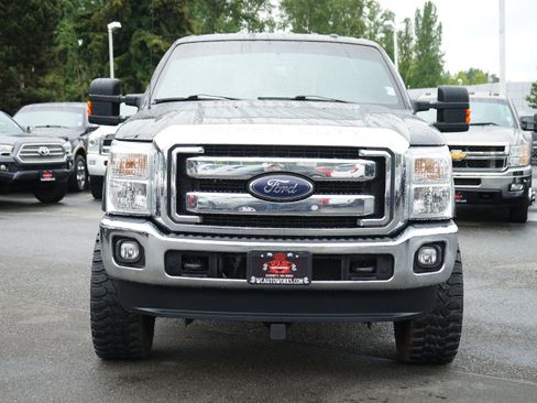 Used 2015 Ford F350 Lariat w/ Camper Package AWD/4WD image 2