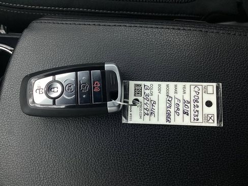 Used 2018 Ford Explorer XLT w/ Equipment Group 201A image 45