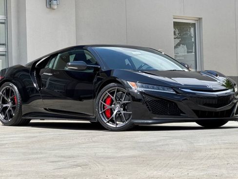 Used 2017 Acura NSX AWD/4WD image 2