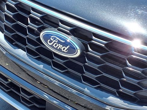 Certified 2024 Ford Escape ST-Line w/ Tech Pack #1 AWD/4WD image 33