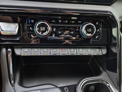 Certified 2024 GMC Sierra 1500 AT4X image 35