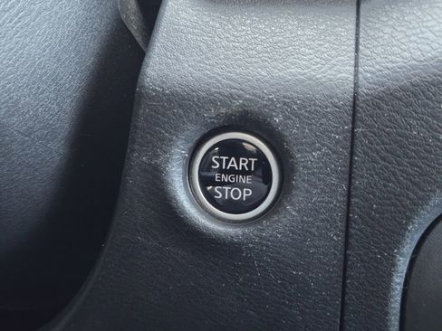 Used 2023 Nissan Frontier SV w/ SV Premium Package AWD/4WD image 22