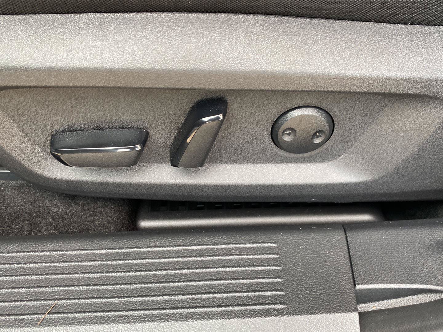 Certified 2023 Nissan Rogue SV AWD/4WD image 23