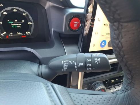 Used 2026 Toyota 4Runner TRD Off-Road Premium AWD/4WD image 23